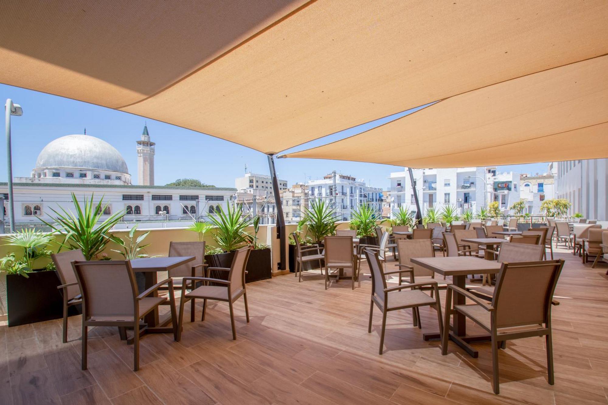 Kyriad Prestige Center Hotel 4*